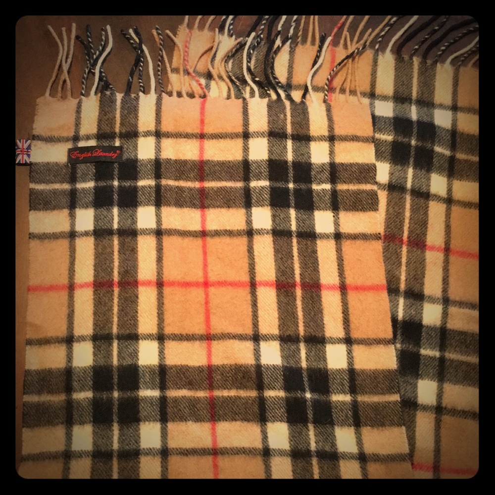 English laundry scarf